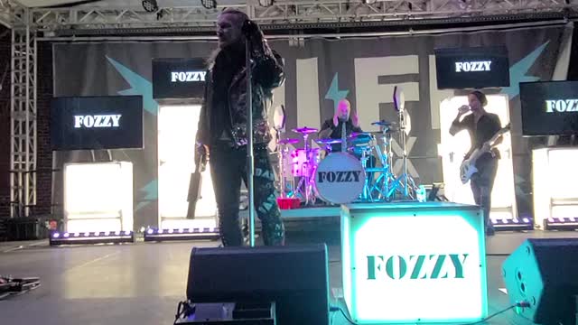 Fozzy "Do You Wanna Start A War"