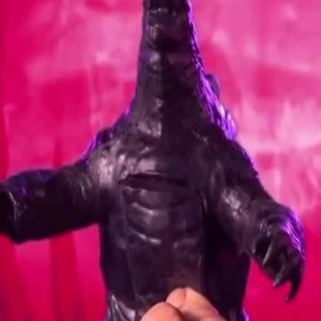 GODZILLA VAI TROCAR DE PELE #porqueogodzillatarosa #porqueogodzillaficourosa #porqueigodzillataroxo