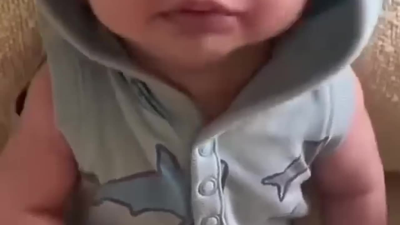 Baby sneeze and cough at same time