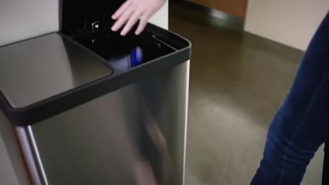 Top 5 Best Trash Cans for Kitchen In 2022