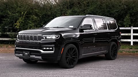 Jeep Grand Wagoneer (2023) - Ultra Luxury Expansive SUV!