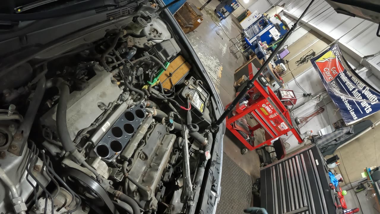 2007 Honda Accord valve cover replacement part 1