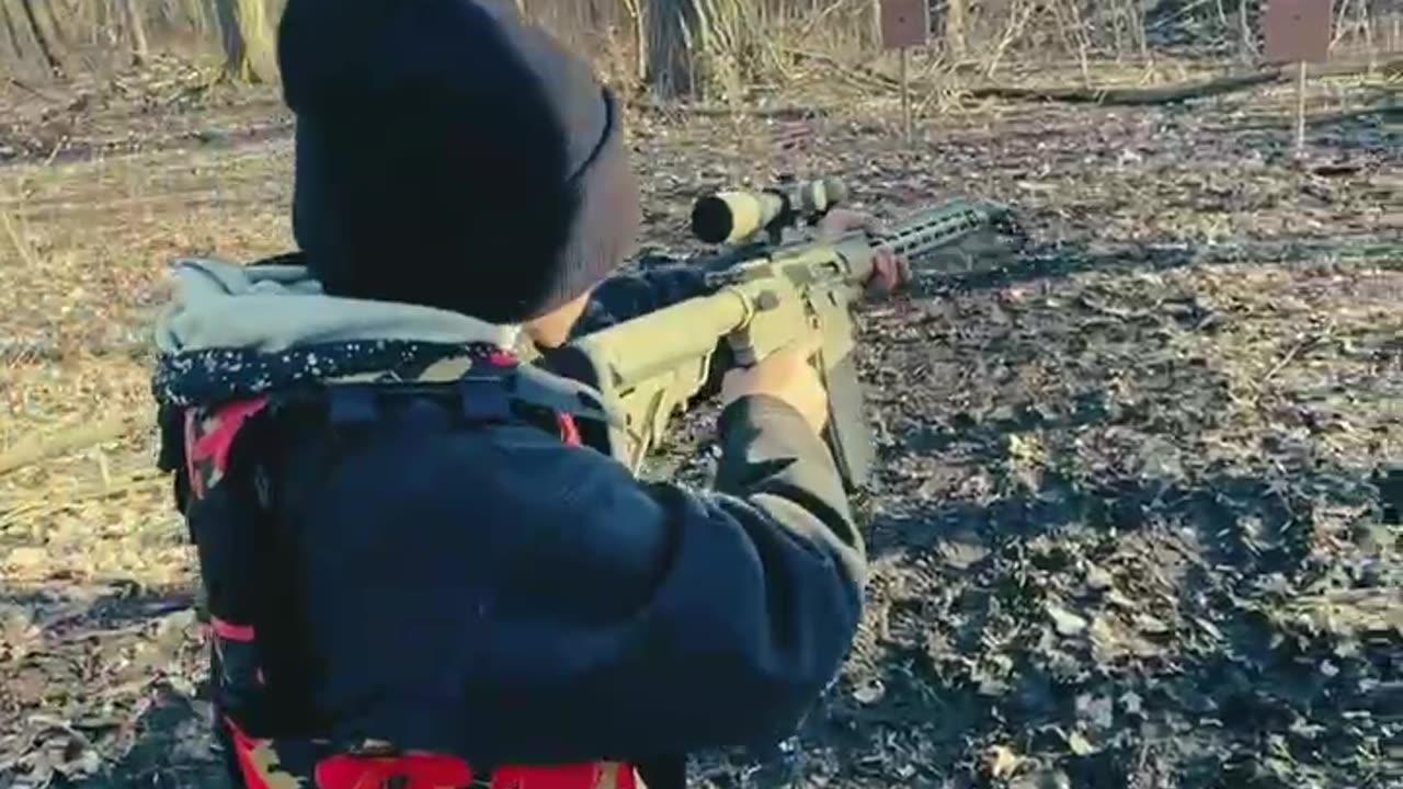 Teaching my 11 year old son holdovers with an ar15 -.223wylde