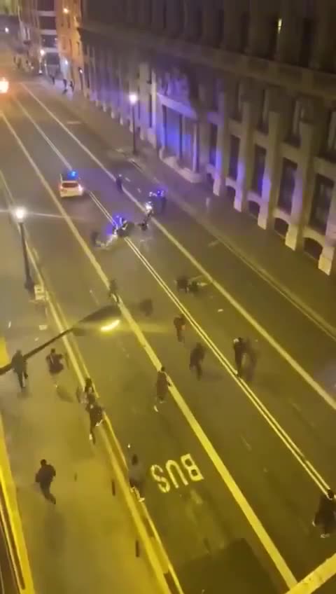 protesters vs police