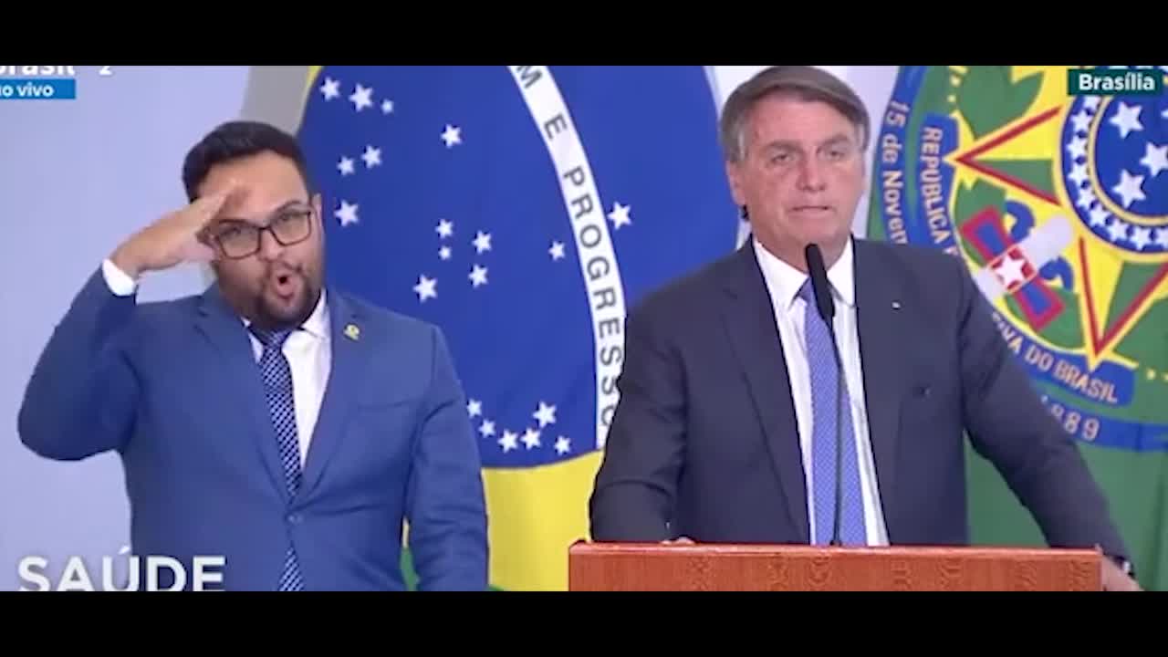 Bolsonaro , Queiroga e Drº Crema comemoram novo programa de saúde!