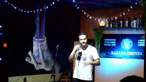Stand Up Comedy - Lucas Borsoi. Namorar mulher mais nova não dá certo!