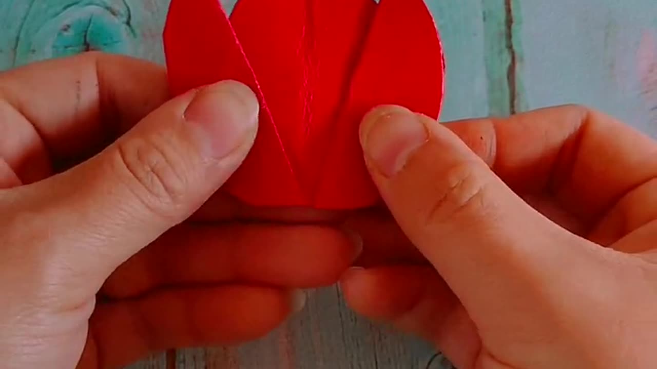 How to Make Greeting Cards from Origami Paper