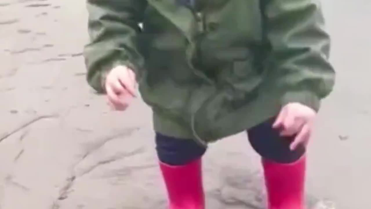 Cute and Funny Baby 😂😂 #shorts #viral #baby #cutebaby #funnybaby #kids #babies #feelingsbaby