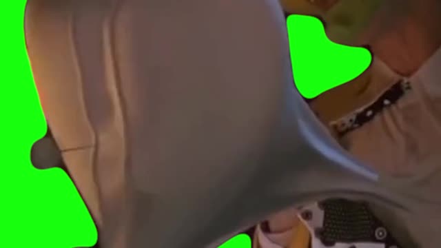 The Mask Heartbeat / Jaw Drop TikTok Meme Template Green Screen