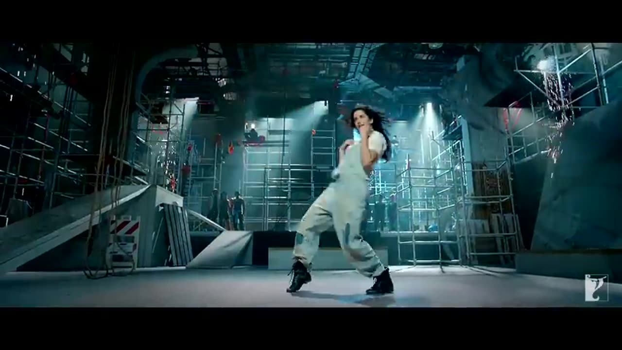 Katrina Kaif kamli dance