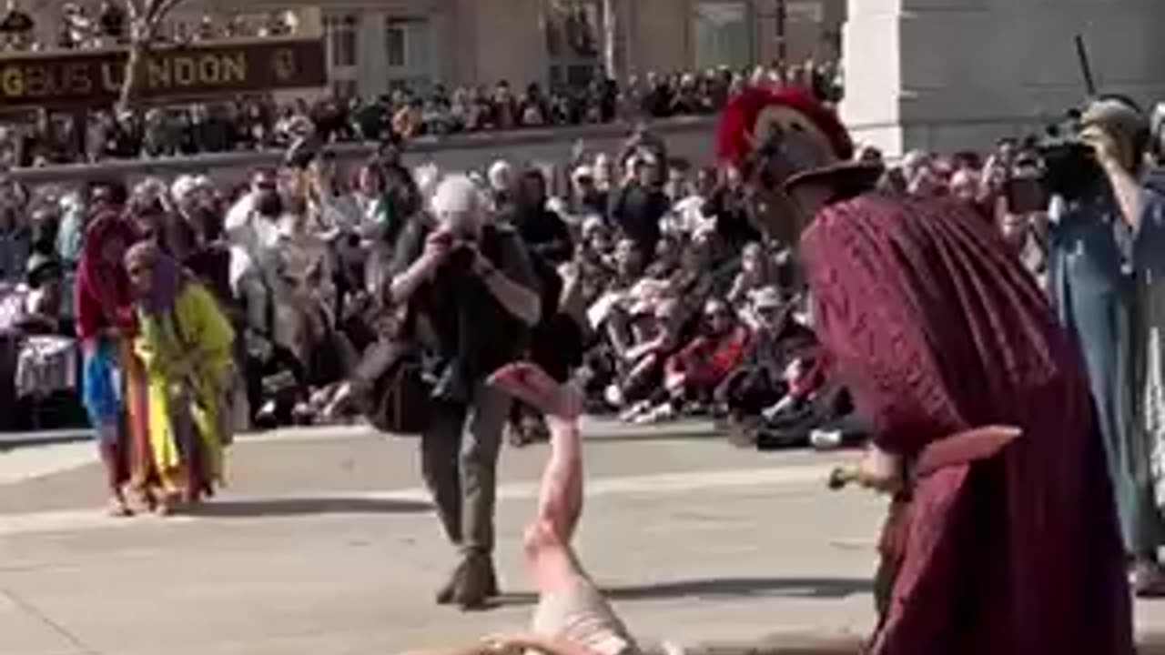 THE PASSION OF JESUS AT TRAFALGAR SQUARE IN LONDON