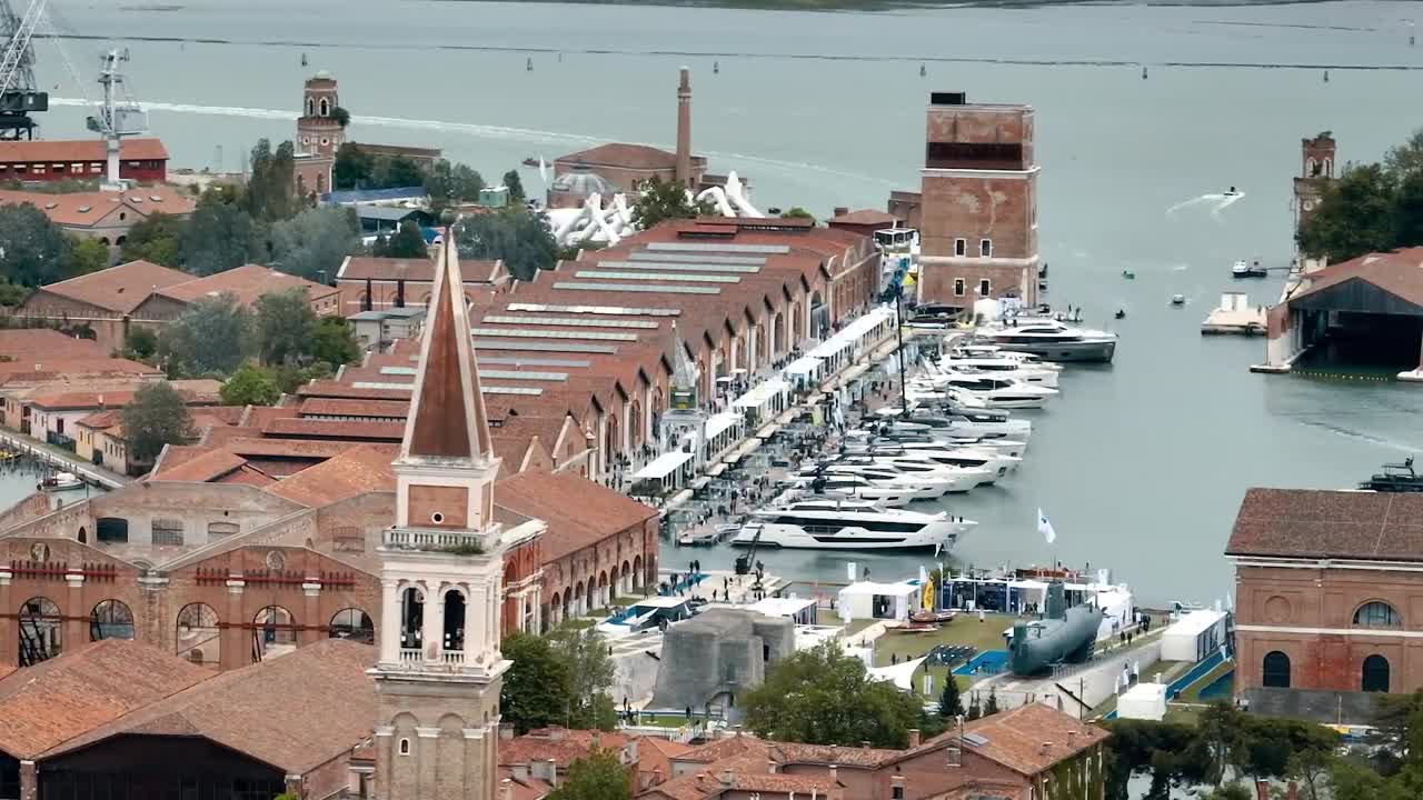 Ferretti Group shines at the Venice Boat Show