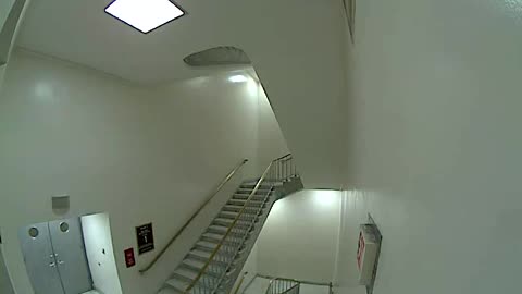 3152RHOB01Stair7_2021-01-06_01h20min01s597ms.mp4