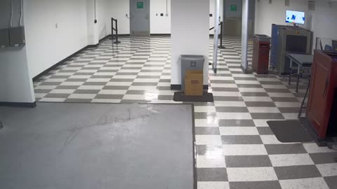 6127RHOBG3G3L4Lobby8Exterior_2021-01-06_10h20min00s857ms.mp4