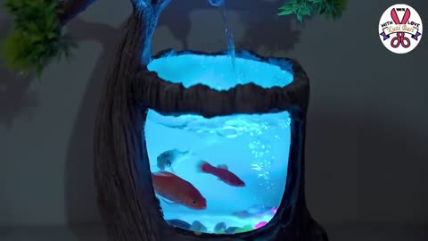 Fascinating water lamp with mini Aquarium