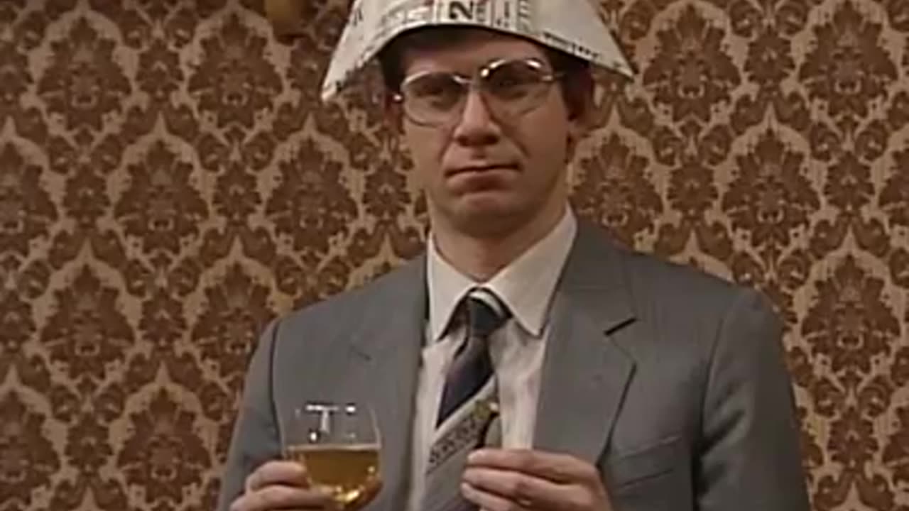 Mr Bean in Kitchen for serving Guests