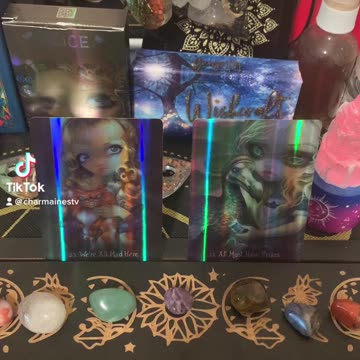 Oracle reading w/Alice 🌙🤍