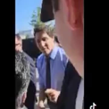 Castro is your dad and your wife is banged by another man you POS