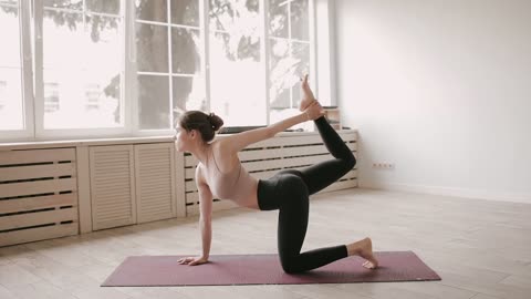 Floor exercises to strengthen the waist