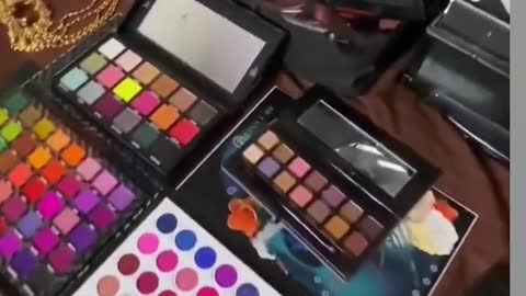 https://rumble.com/vv6tdm-makeupvideos-makeupartist-makeitbeautiful-makeupmakeuptutorial.html