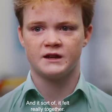 Children in Australia being taught how to pray in a mosque is going viral