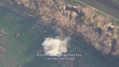 Destruction of US Howitzers by Russian Lancet Kamikaze UAVs