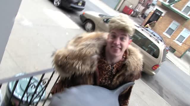 Macklemore, Thrift Shop (Key Of Awesome Parody)