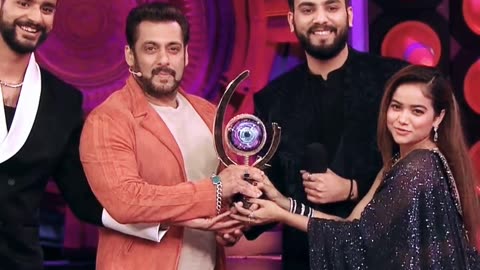 Manisha Raji flarting with Salman khan 👑
