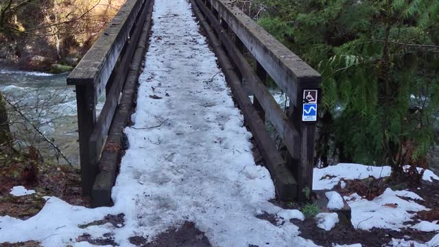 Cedar Creek trail bridge