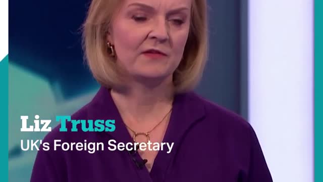 UK leadership live debate ends after host faints