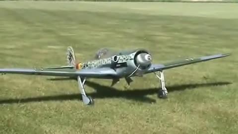 Andersen Designs Focke Wulf TA152H Landing -Stunning!