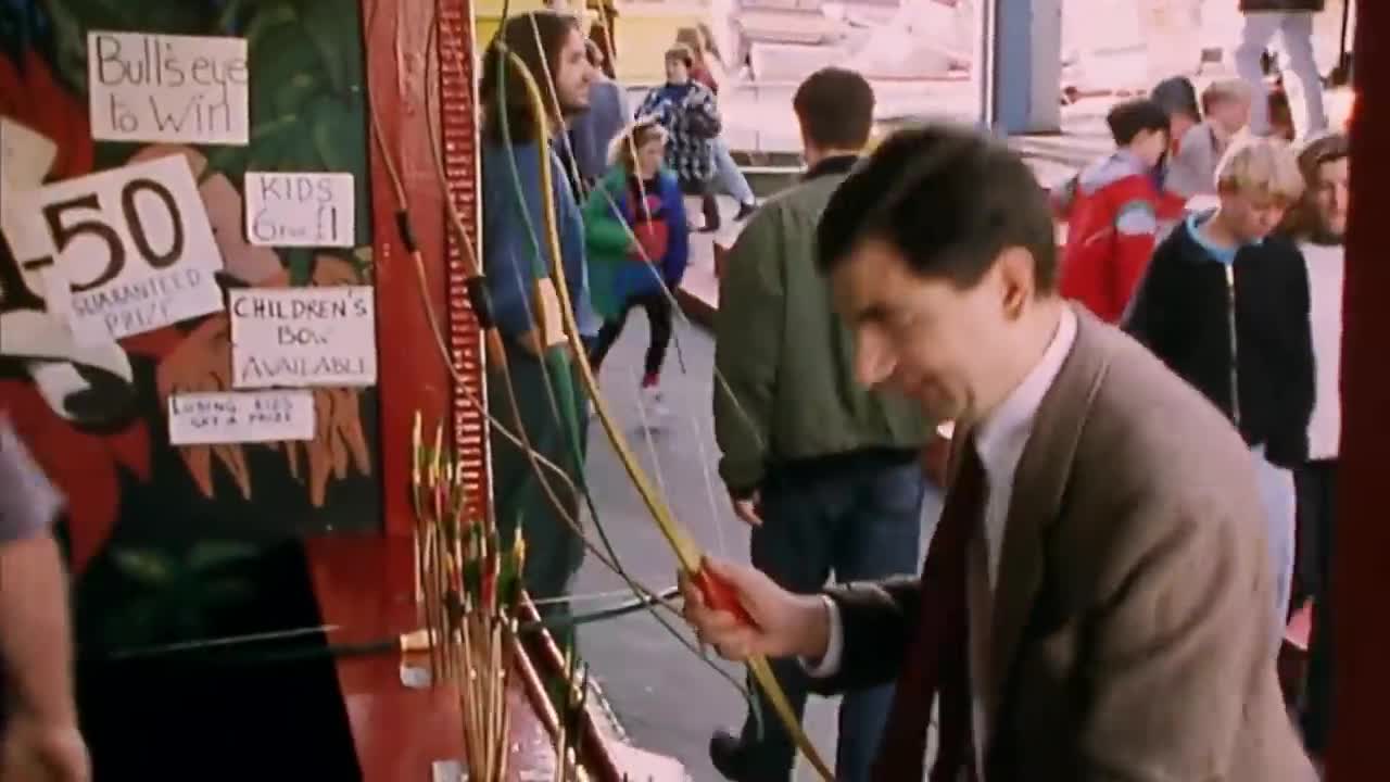 DIVE Mr Bean! | Funny Clips | Mr Bean Official