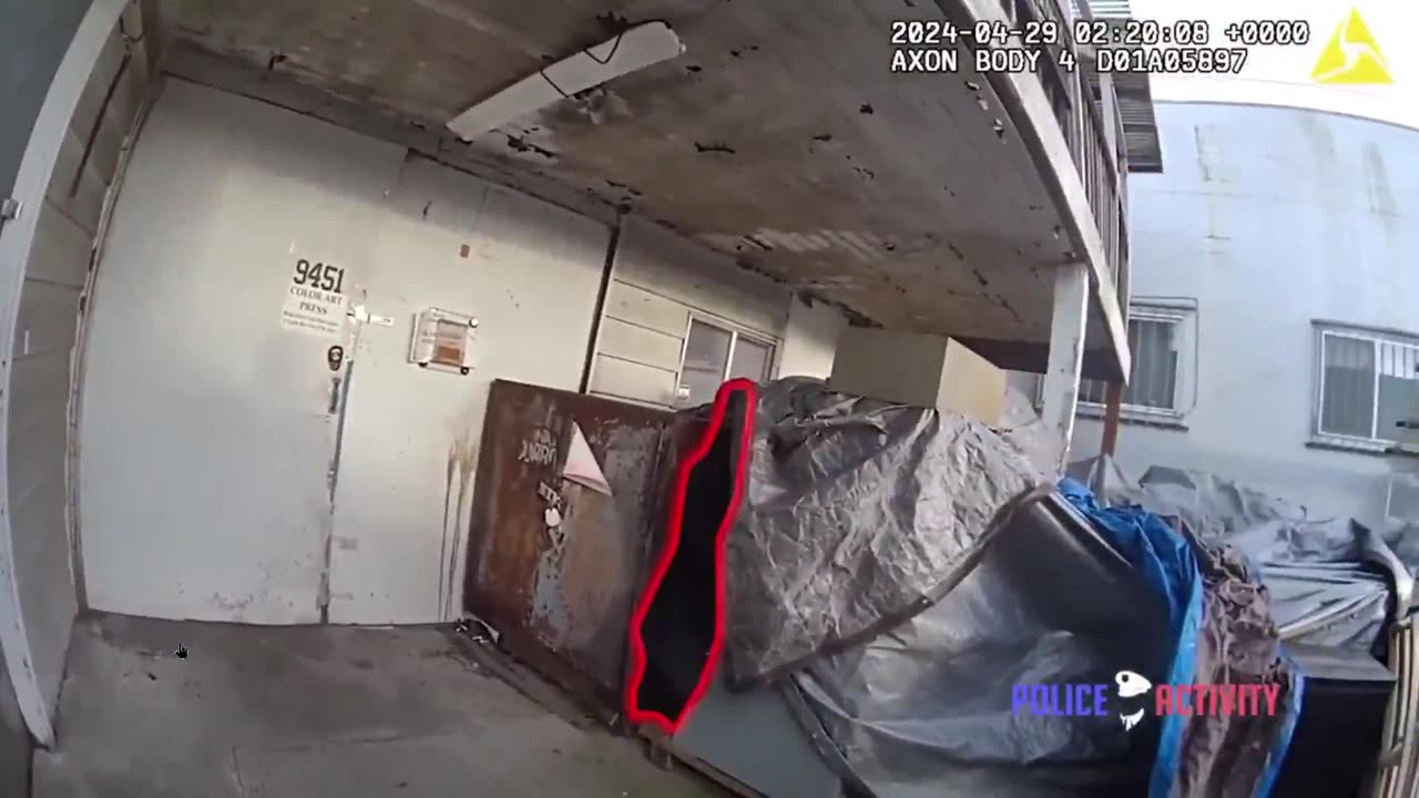 Cop arrests thieves walking out with an entire cash register