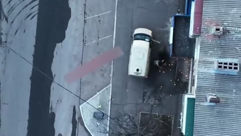 GRENADE DROPPED BY UKRAINIAN DRONE HITS RESCUERS IN DONETSK