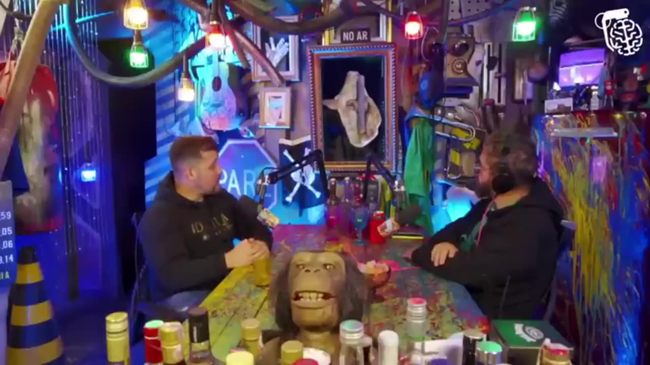 OBJETOS MISTERIOSOS ENCONTRADOS PELO MUNDO - RAFAEL HUNGRIA