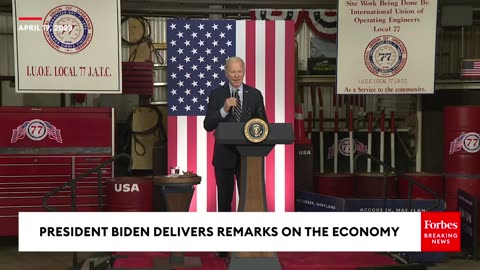 Another Biden gaffe "president Biden misspells Eight.