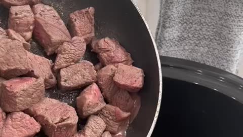 35_Making an easy beef & vegetable