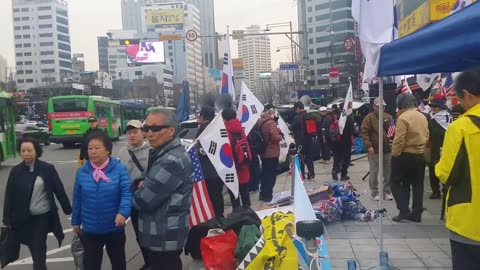 20180318_V3_S03(1oiQPKcIqXQ)자유대한민국을 사랑하는 애국시민들(행진 마치고 귀환하는 애국시민들)