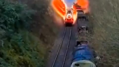 Viral Train / Amazing Train / Lighting Train / Tuli24