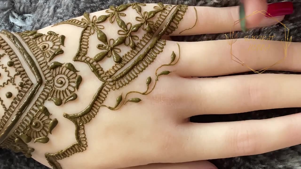 Latest very beautiful back hand mehndi design | easy mehndi design | mehndi ka design |mehndi design