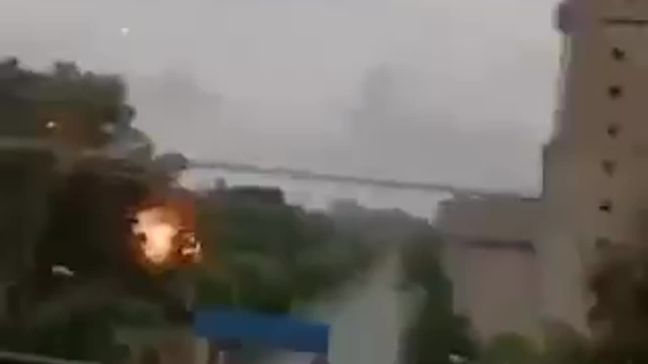 lightning strikes at Multan