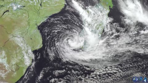 WORLD'S LONGEST STORM: Impressive Footage Reveals Record-Breaking Cyclone Freddy's Trajectory