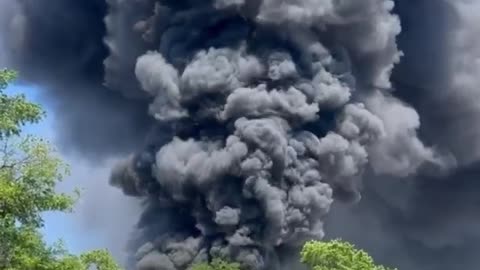 Large chemical plant fire in Brunswick, #Georgia