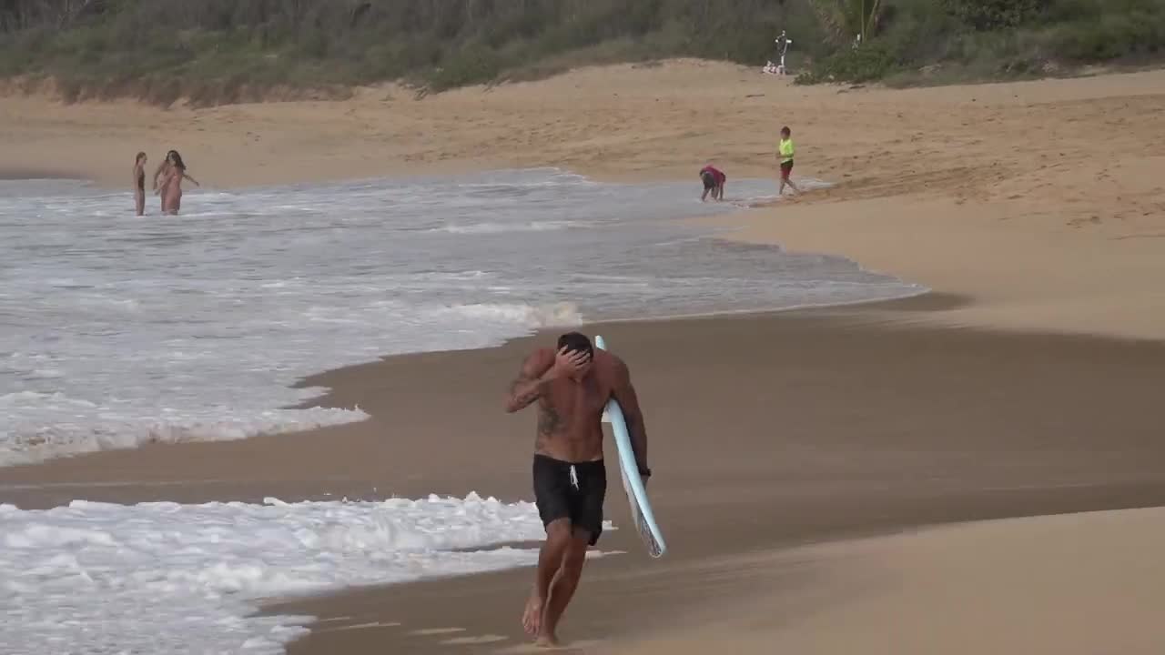 Attempting to surf Sandy Beach Shorebreak !!! Smoookified !!!