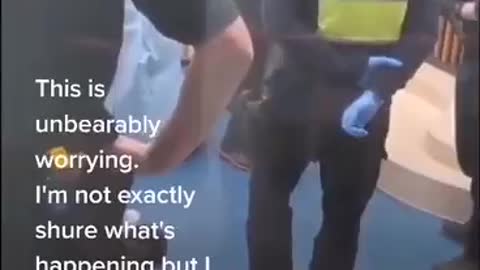 Australia: Police and Nurses Take Girl from Father