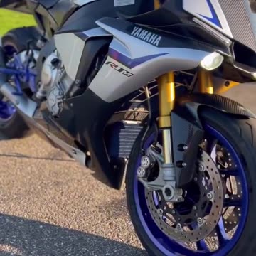 Super Bike / BIKER GIRL REPLICA