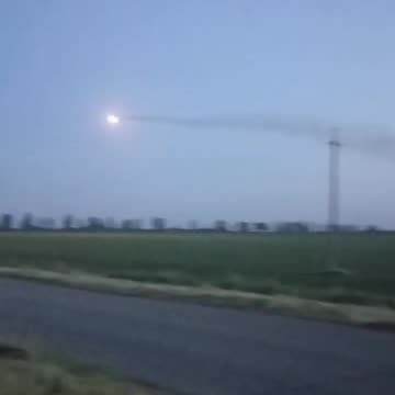 Ukrainian Igla MANPADS with thermal sights firing at some aerial threat