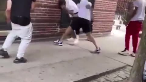 Snitch Gets Beat By Whole Block to Ice Cream Truck Music