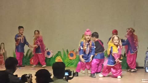 Little kids punjabi dance baby dance kindergarten dance punjabi dance