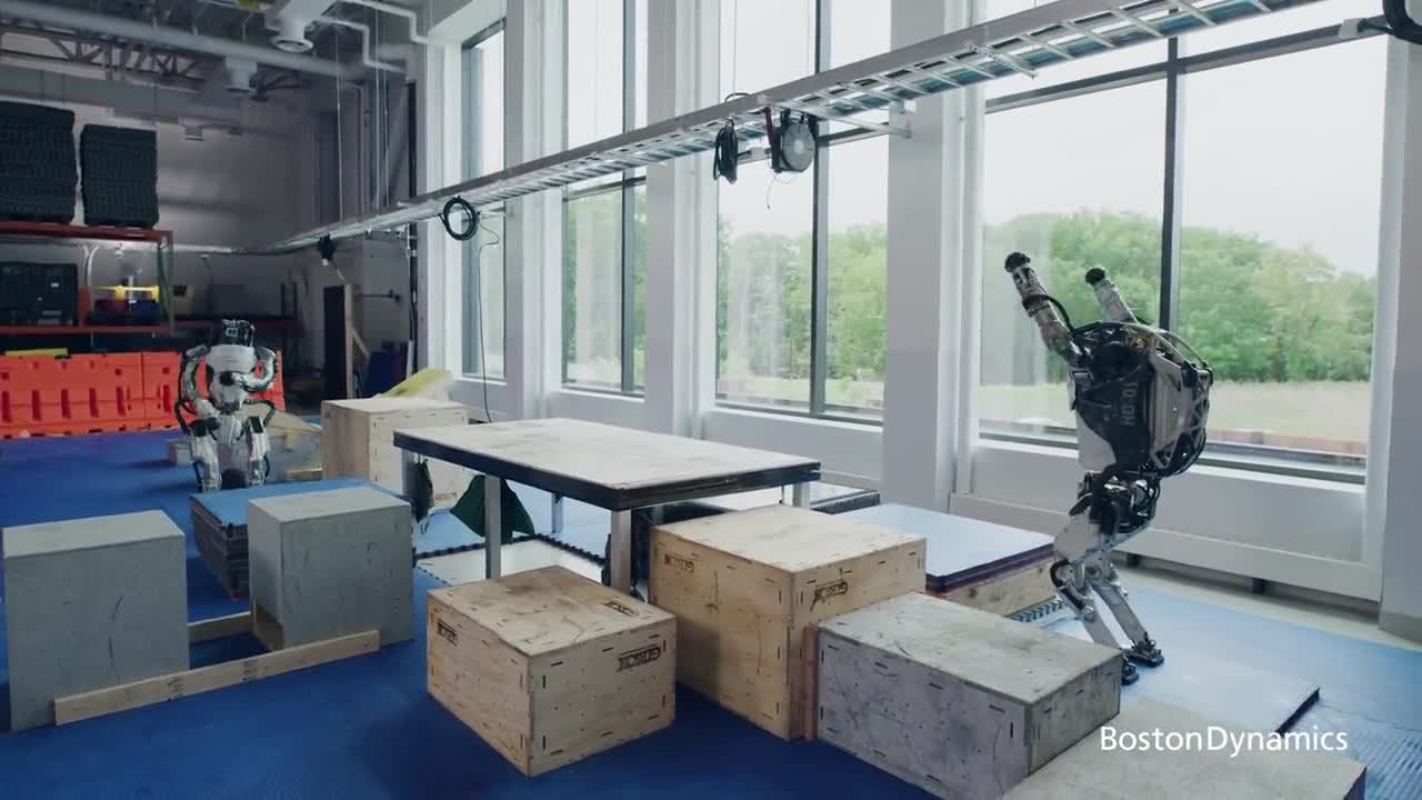 Boston Dynamics' Atlas robot demonstrates its parkour capabilities.